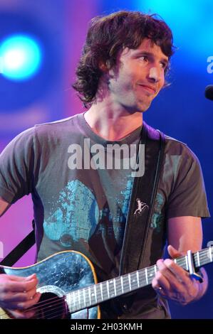 Turin Italie 2005-04-06 : concert live de James Blunt pendant le Festivalbar Banque D'Images