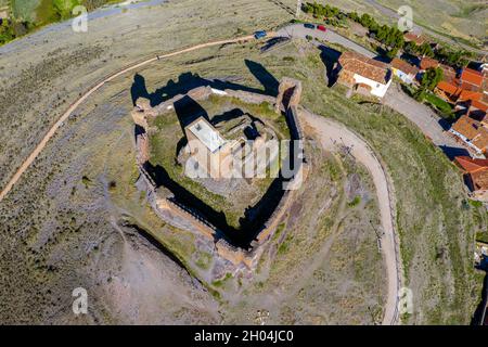 Château de Trasmoz, forteresse médiévale du XIIIe siècle, région de Tarazona, province de Saragosse, Espagne.Vue de dessus de l'antenne Banque D'Images