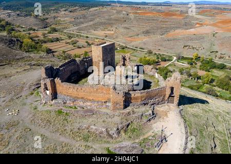 Château de Trasmoz, forteresse médiévale du XIIIe siècle, région de Tarazona, province de Saragosse, Espagne.Vue avant Banque D'Images