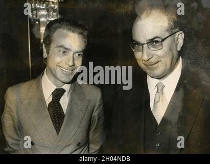 Journaliste et politicien italien Gianni Letta (à gauche), années 1970 Banque D'Images
