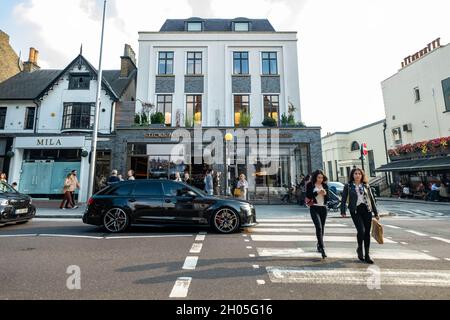 Londres - 2021 octobre : restaurant Stick n Sushi sur Kings Road Chelsea, dans le sud-ouest de Londres Banque D'Images