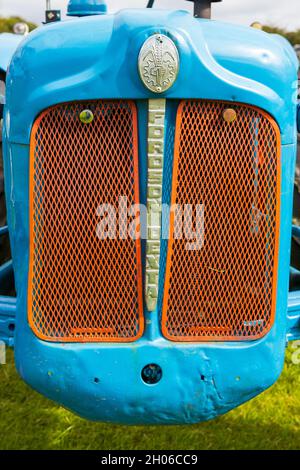 A 1960 Fordson Dexta Vintage Tractor, N° d'enregistrement : WNR 669, au match de labour de Chew Stoke, Bristol UK 19-09-2021. Banque D'Images