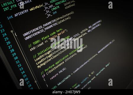 Code C++ Hello World à l'écran Banque D'Images