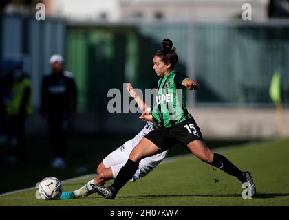 Sassuolo, Europe.10 octobre 2021.Benedetta Brignoli (#15 US Sassuolo) en action pendant le jeu Serie A Femminile entre Sassuolo et Empoli Dames au Stadio Enzo Ricci à Sassuolo, Italie crédit: SPP Sport presse photo./Alamy Live News Banque D'Images