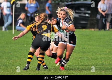 Lowri Norkett - joueur de rugby gallois - jouer pour PylOntun Falcons v Llandaff North Women Banque D'Images