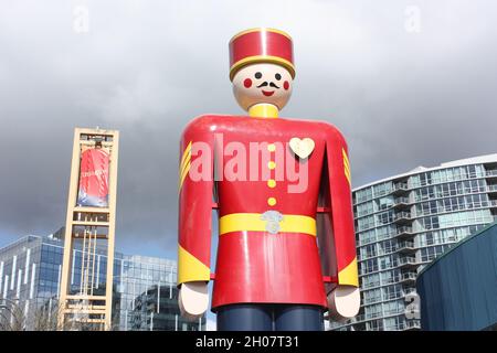 Le plus grand soldat de l'étain au monde sur le quai de New Westminster Banque D'Images