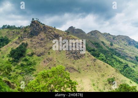 Montagnes près d'Ella, Sri Lanka Banque D'Images