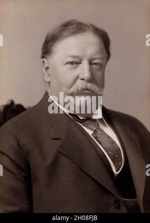 « William Howard Taft (1857-1930), 27e président des États-Unis, 1909-1913, 10e juge en chef des États-Unis, 1921-1930, Portrait de la tête et des épaules, Pach Brothers Studio, 1908 » Banque D'Images