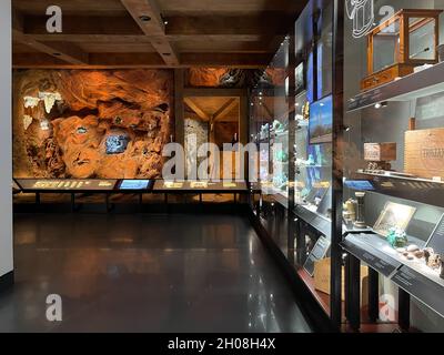 Exposition du musée des pierres précieuses et des minéraux. Banque D'Images