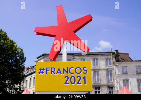 La Rochelle , Aquitaine France - 07 25 2021 : francofolies la rochelle texte du signe francos du festival de musique française en juillet sur la côte sud-ouest de la france Banque D'Images