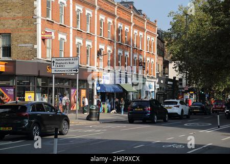 Chiswick High Road, Chiswick, Londres, Royaume-Uni Banque D'Images