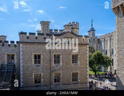 Le quartier général des Fusiliers de la Tour de Londres abrite le quartier général du régimentaire, le mess des officiers et un musée ouvert au public. Banque D'Images