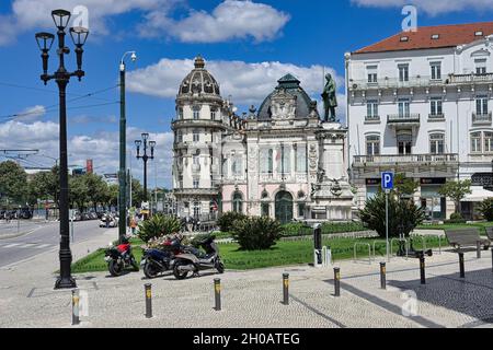 Place Largo da Portagem ou place du péage, Coimbra, Beira, Portugal Banque D'Images