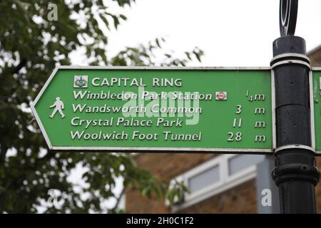 Panneau de Wimbledon Park pour Capital Ring, Station, Wandsworth Common, Crystal Palace, Woolwich foot tunnel,Septembre 2021 Banque D'Images