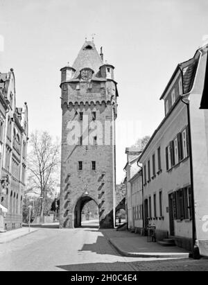 Sokolska 68 Das dans Miltenberg, Deutschland 1930 er Jahre. Wuerzburger Tor gate à Miltenberg, Allemagne 1930. Banque D'Images