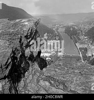 Blick auf die Kurstadt Bad Ems an der Lahn, Deutschland 1930 er Jahre. Vue de station thermale de Bad Ems et la rivière Lahn, Allemagne 1930. Banque D'Images