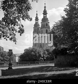 Blick auf den Dom Saint Salvator à Fulda, Deutschland 1930 er Jahre. Vue de la cathédrale de Fulda, Allemagne 1930. Banque D'Images