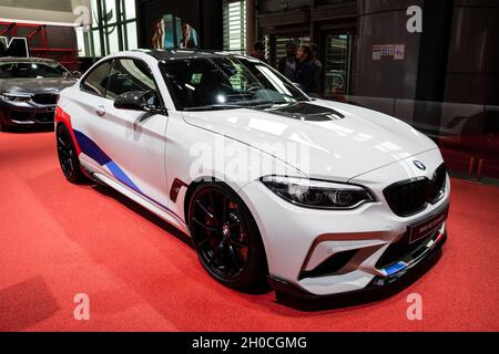 La voiture de compétition BMW M2 a été présentée au salon de l'automobile de Paris.Paris, France - 2 octobre 2018. Banque D'Images