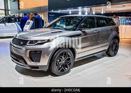 Voiture Land Rover Range Rover présentée au salon de l'automobile de Paris.Paris, France - 2 octobre 2018. Banque D'Images