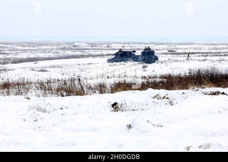 Armée roumaine Gepards de Transylvanian de présence avancée renforcée Groupe de combat Pologne Laissez un exercice de feu le 2 février 2021, dans la zone d'entraînement de Bemowo Piskie, Pologne. Banque D'Images