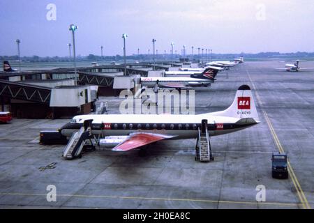 Un Vickers Viscount à l'aéroport de Heathrow en 1969 Banque D'Images