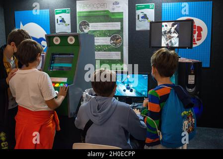 Rome, Italie 08/10/2021: Maker faire Rome, Parc industriel de Gazometer.© Andrea Sabbadini Banque D'Images