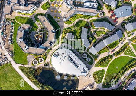 UNIVERSITY OF YORK, YORK, ROYAUME-UNI - 11 OCTOBRE 2021.Vue aérienne des bâtiments et des dortoirs du Campus East de l'Université de York Banque D'Images