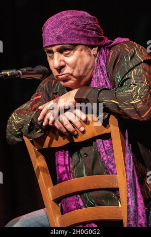 Milan Italie.11 octobre 2021.Le chanteur-compositeur américain et guitariste STEVIE VAN ZANDT assiste à la présentation de son "mémoire" de Steven Van Zandt aka Little Steven à Spirit de Milan. Banque D'Images