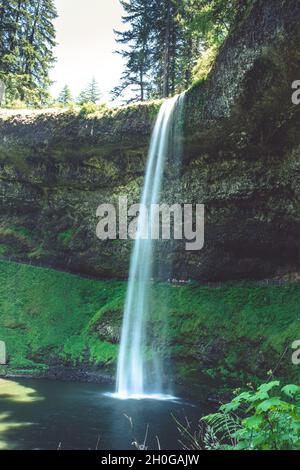 South Falls dans le parc national de Silver Falls, Oregon Banque D'Images