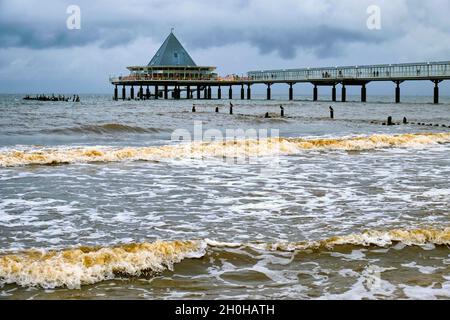 Climat d'humeur, jetée de Heringsdorf, île d'Usedom, Mecklembourg-Poméranie occidentale, Allemagne Banque D'Images