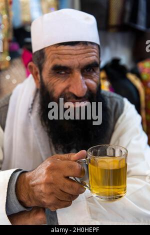Homme local, rue Bird, Kaboul, Afghanistan Banque D'Images