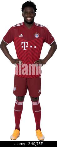 Munich, Allemagne.13 octobre 2021.Alphonso DAVIES (FC Bayern Munich), image unique, découpe, photo du corps entier, figure entière.USAGE ÉDITORIAL UNIQUEMENT !À DES FINS ÉDITORIALES UNIQUEMENT !Équipe FC Bayern Munich.Football 1.Bundesliga, saison 2021/2022 crédit: Peter Schreiber/FC Bayern Munich via Sven Simon Fotoagentur GmbH & Co. Pressefoto KG # Prinzess-Luise-Str.41 # 45479 M uelheim/R uhr # Tél0208/9413250 # Fax.0208/9413260 # GLS Banque # BLZ 430 609 67 # compte 4030 025 100 # IBAN DE75 4306 0967 4030 0251 00 # BIC GENODEM1GLS # www.svensimon.net./dpa/Alamy Live News Banque D'Images