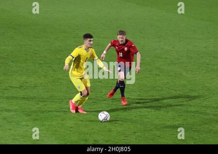 En action pendant le championnat d'Europe de football U21 pour le championnat d'Europe U-21, Groupe G, match République Tchèque contre Kosovo à Ceske Budejovice, Tchèque Banque D'Images