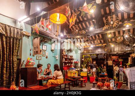 Le magasin local et le restaurant mot savent pour leur thé spécial. Banque D'Images