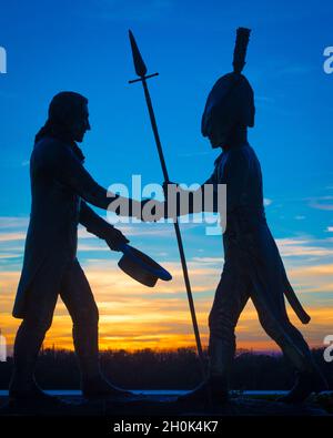 Lewis and Clark Meeting Sculpture - chutes de l'Ohio River - Indiana Banque D'Images