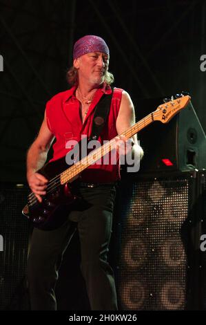 Como Italie 2004-07-13: Monster of Rock , concert en direct du Deep Purple, Roger Glover pendant le concert Banque D'Images