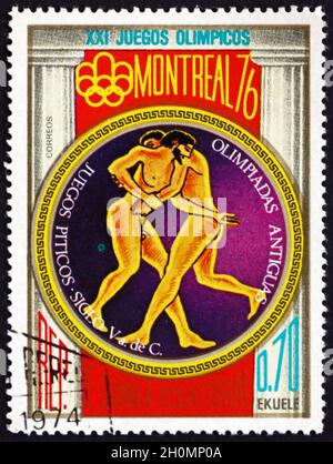 GUINÉE ÉQUATORIALE - VERS 1976 : timbre imprimé en Guinée équatoriale dédié aux Jeux olympiques d'été de 1976, Montréal, vers 1976 Banque D'Images