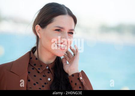 Ivana Loutito participe à la séance photo de la saison 5 de Gomorra lors de la 4e édition du Festival international de Cannes (Canneseries) à Cannes, le 13 octobre 2021, en France.Photo de David Niviere/ABACAPRESS.COM Banque D'Images