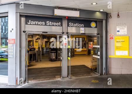 Entrée à la gare Merseyrail de James Street, Liverpool, Merseyside, Royaume-Uni. Banque D'Images