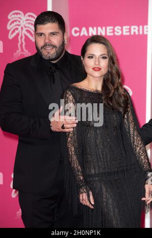 Ivana Lotito et Salvatore Esposito assistent à la cérémonie de clôture lors de la 4ème édition du Festival International de Cannes (Canneseries) à Cannes, le 13 octobre 2021, en France.Photo de David Niviere/ABACAPRESS.COM Banque D'Images