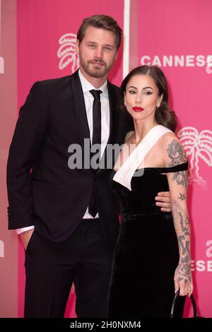 Daan de Pever et Gaelle Garcia Diaz assistent à la cérémonie de clôture lors de la 4ème édition du Festival International de Cannes (Canneseries) à Cannes, le 13 octobre 2021, en France.Photo de David Niviere/ABACAPRESS.COM Banque D'Images