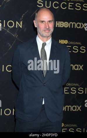 12 octobre 2021.Jesse Armstrong assiste à la première saison 3 de la « concession » d'HBO au Musée américain d'Histoire naturelle de New York le 12 octobre 2021 crédit: RW/MediaPunch Banque D'Images