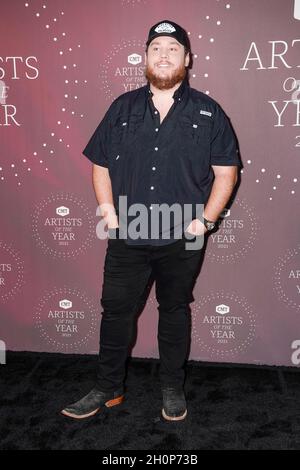 Luke Combs fréquente l'artiste de l'année 2021 de la CMT le 13 octobre 2021 à Nashville, Tennessee.Photo : Ed Rode/imageSPACE Banque D'Images