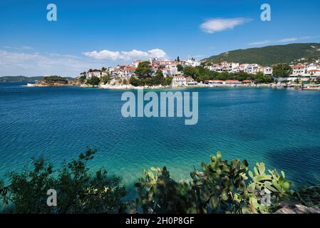 la destination touristique d'été ultime.L'ancien port.Île de Skiathos, Grèce Banque D'Images