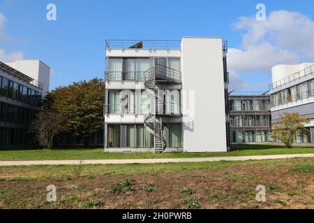 GELSENKIRCHEN, ALLEMAGNE - 17 SEPTEMBRE 2020: Centre de conférence Wissenschaftsspark Gelsenkirchen, parc de bureaux et lieu d'événement à Gelsenkirchen, Allemagne. Banque D'Images