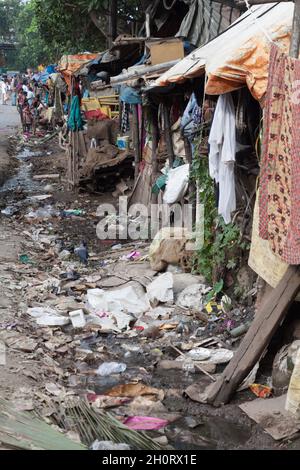 KOLKATA, INDE - 31 OCTOBRE 2016 : petite taudis dans le centre de Kolkata, Inde Banque D'Images