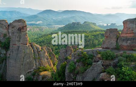 Vue depuis les rochers de Belogradchik, forteresse de Kaleto, Bulgarie Banque D'Images