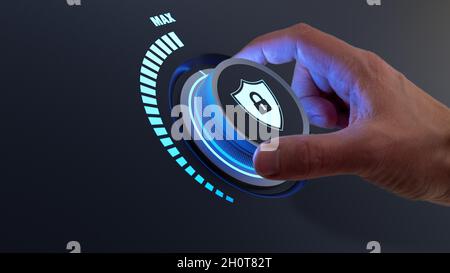 Concept de sécurité avec une personne augmentant le niveau de protection en tournant un bouton.Choisir la meilleure défense contre les cyber-attaques.Criminalité et données numériques Banque D'Images