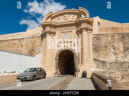 Porte d'entrée de la ville de Campo Maior, murs de la ville, Alentejo, Portugal. Banque D'Images