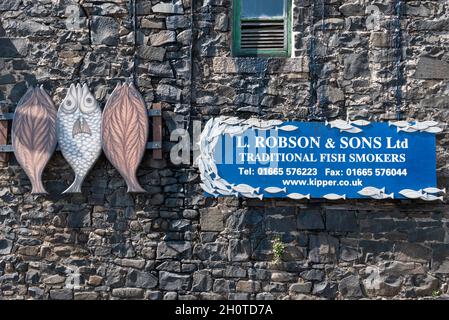 Craster village L. Robson & Sons Ltd The Kipper Shop fumeurs de chêne traditionnels de kippers et de saumon Craster Village Northumberland Angleterre GB Banque D'Images